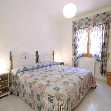 Isabelle 15 *